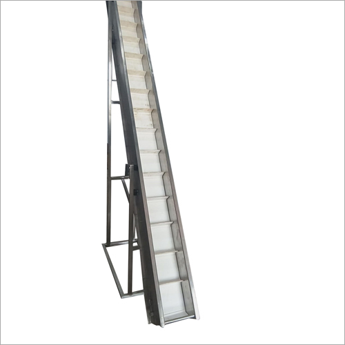 Inclinded Conveyor Machine
